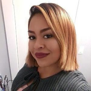 Meet your Posher, Nadia